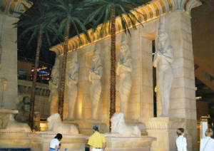 luxor.jpg